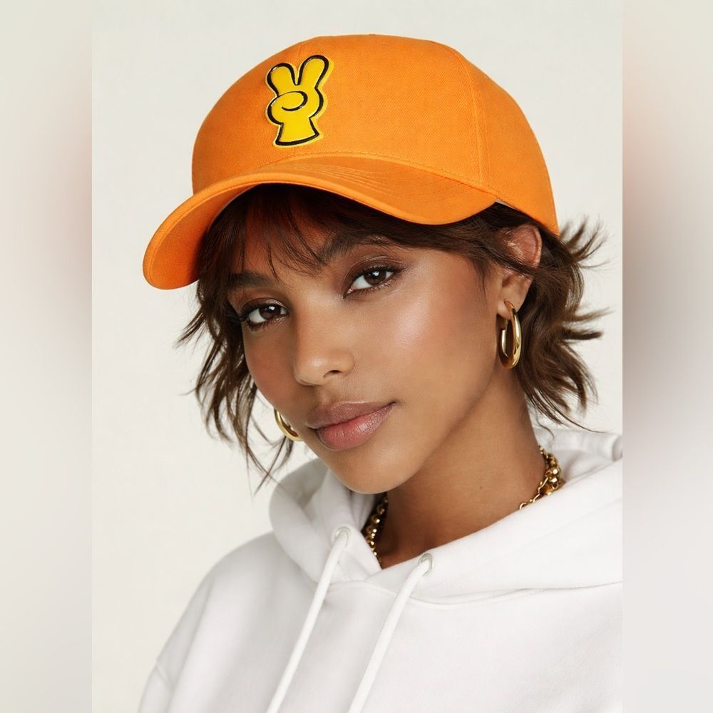 NWT BTS x Despicable Me Collab Peace Sign Yellow Trucker Hat Adjustable …